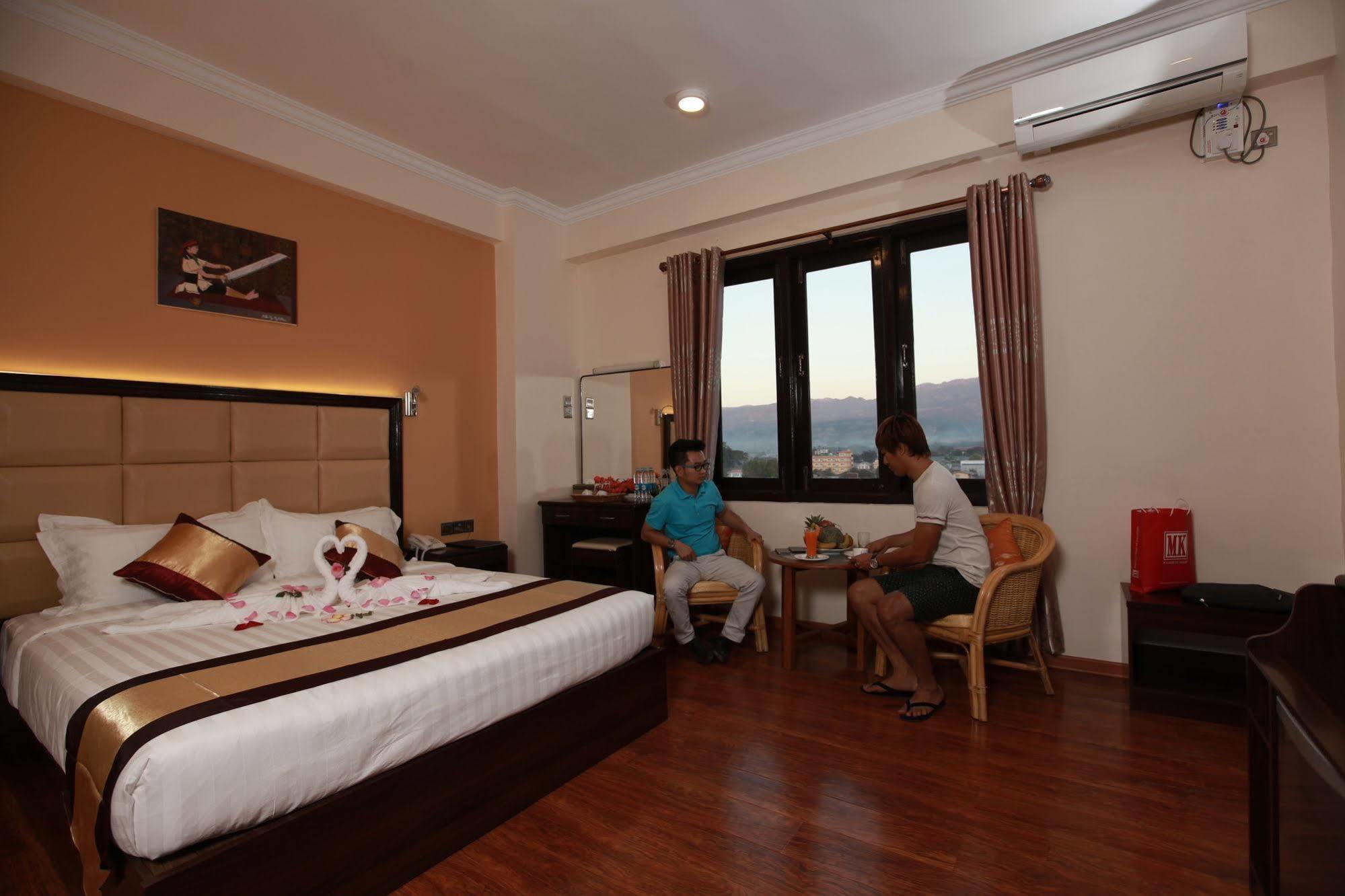 The Hotel Emperor-Inle Nyaung Shwe Kültér fotó